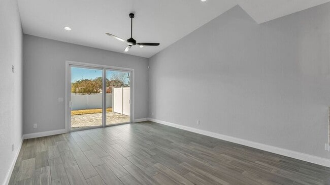 Building Photo - 1170 Windjammer Dr