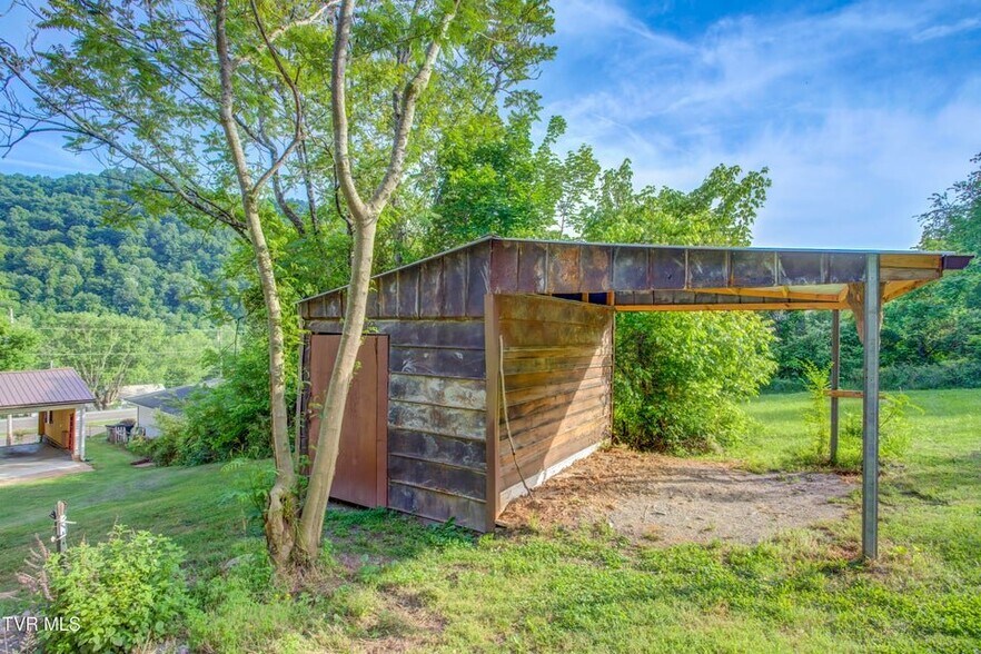 Building Photo - 2540 Volunteer Pkwy