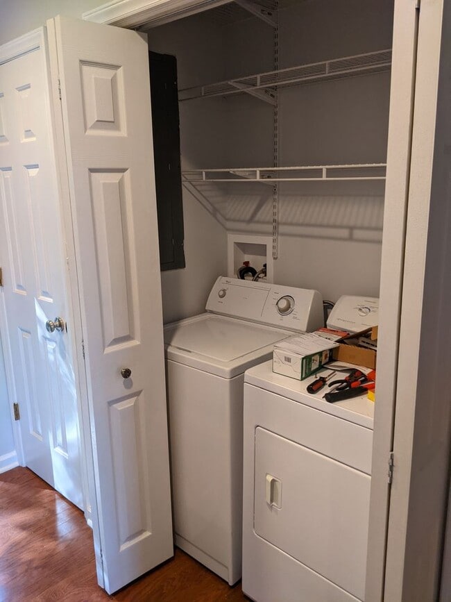 Building Photo - bamfo415