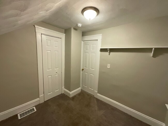 Building Photo - 2403 Mira Ct