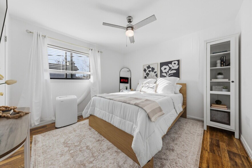 Building Photo - 5057 Les Chateaux Dr