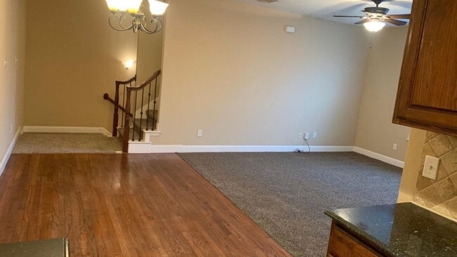 Building Photo - 1305 Halcyon Pl