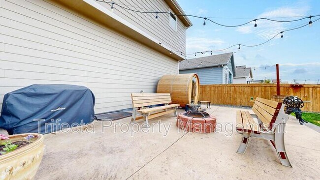Building Photo - 1472 Moraine Valley Dr