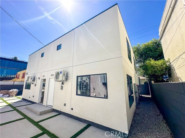 Building Photo - 2931 Redondo Blvd
