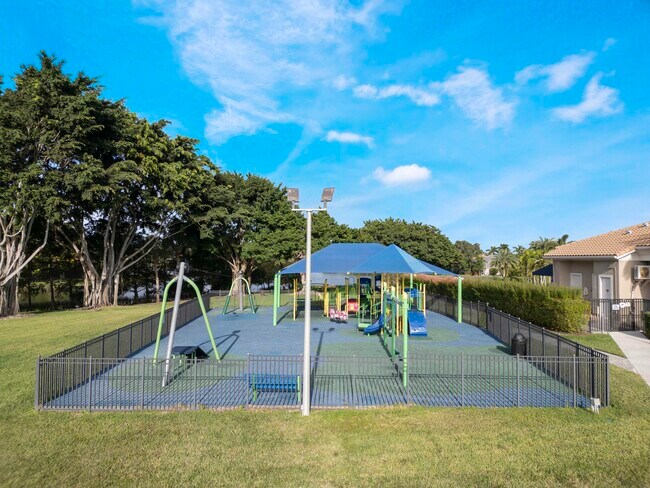 Building Photo - 21713 Marigot Dr