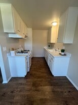 Building Photo - 15622 Pasadena Ave