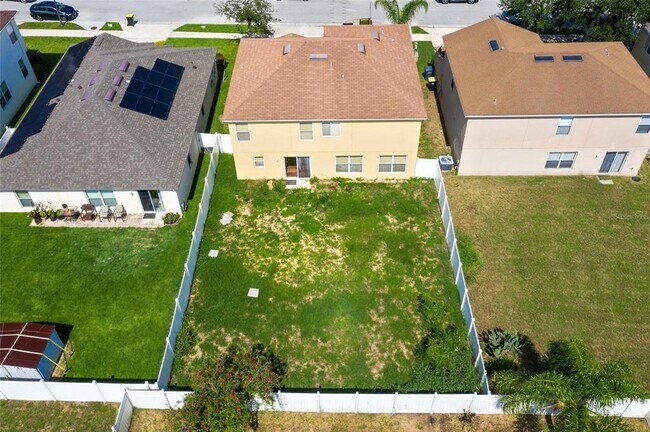 Building Photo - 337 Alfani St