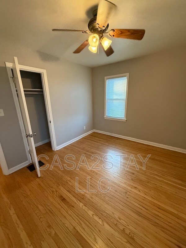 Building Photo - 1607 Algonquin Pkwy