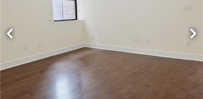 Building Photo - W. W 148th St