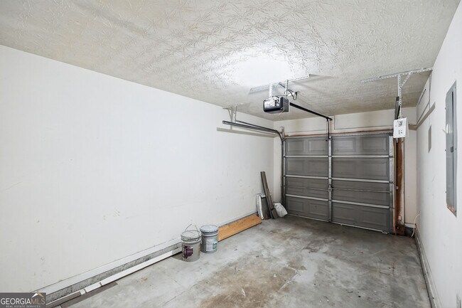 Building Photo - 2764 Vining Ridge Terrace
