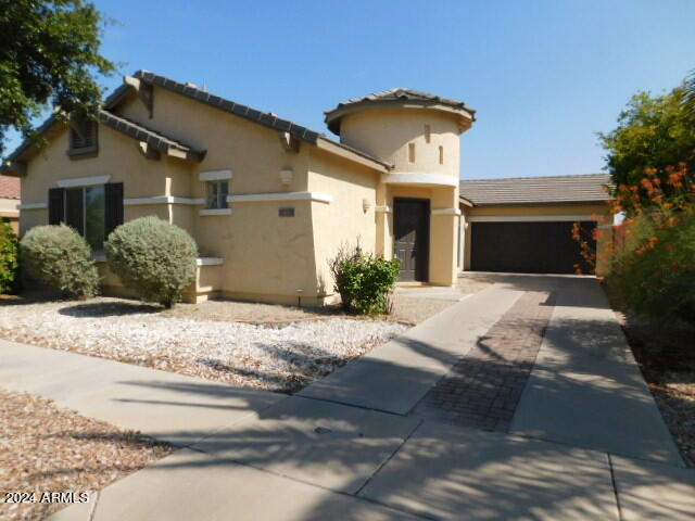 Primary Photo - 885 E Cherry Hills Dr