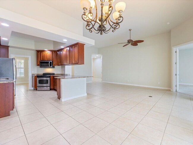 Building Photo - 4-bd,3-bth in The Isles-One Of Palmer Ranch’s Most Sought After Community