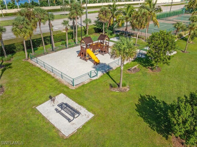 Building Photo - 108 Santa Clara Dr