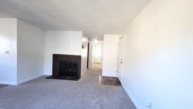 Building Photo - 4031 S Warner St