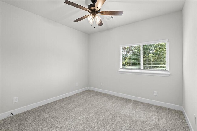 Building Photo - 1361 Sessile Oak Wy