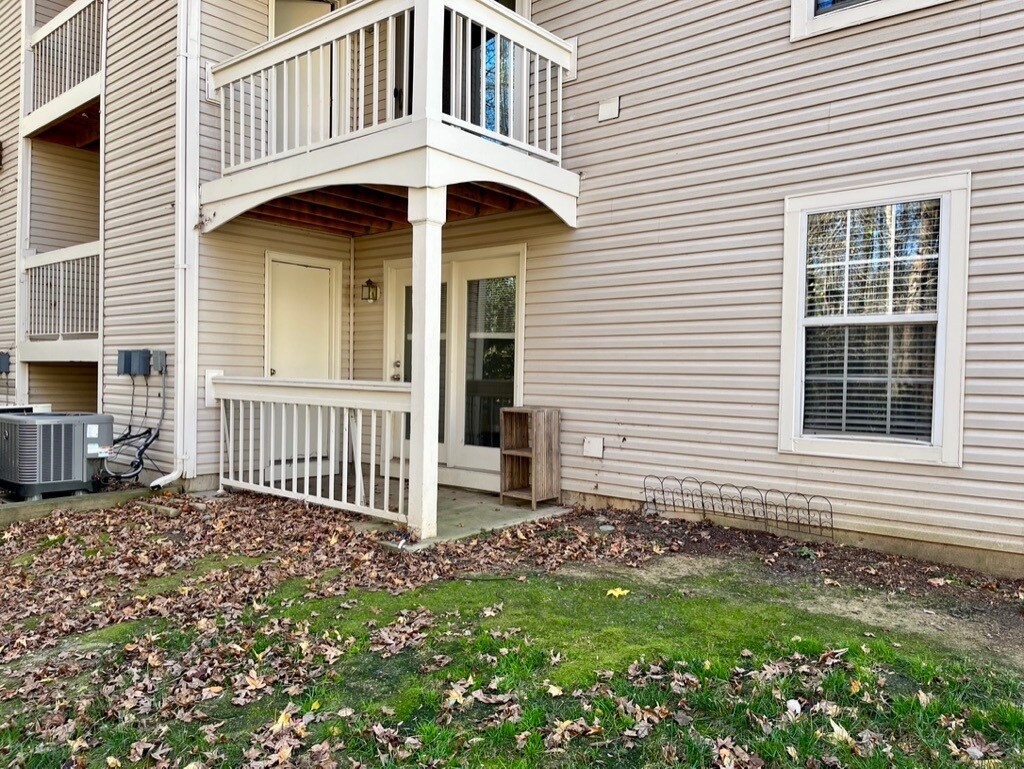 Building Photo - 5708 Shadwell Ct