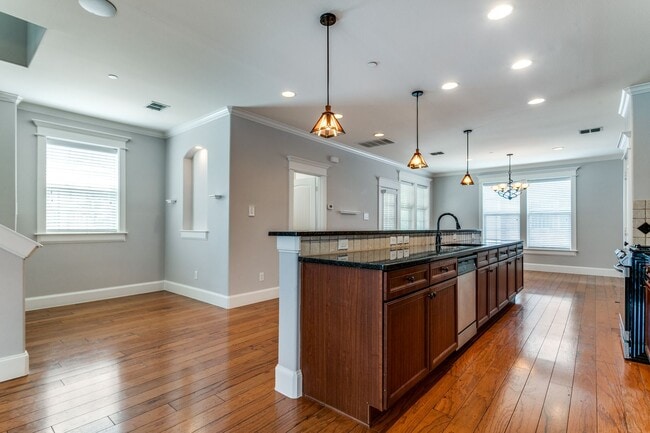 Building Photo - 1600 Abrams Rd