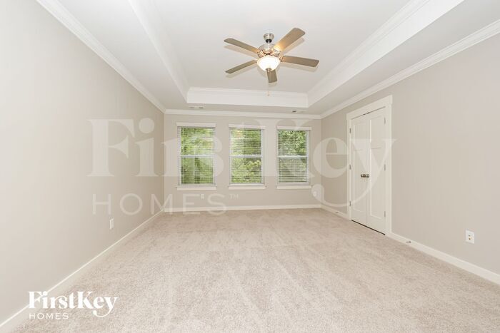 Building Photo - 2037 Hamilton Hill Dr