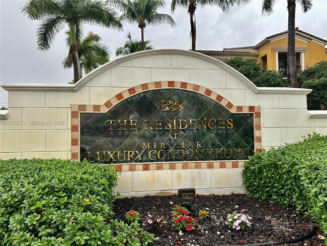 Building Photo - 2120 W Preserve Way