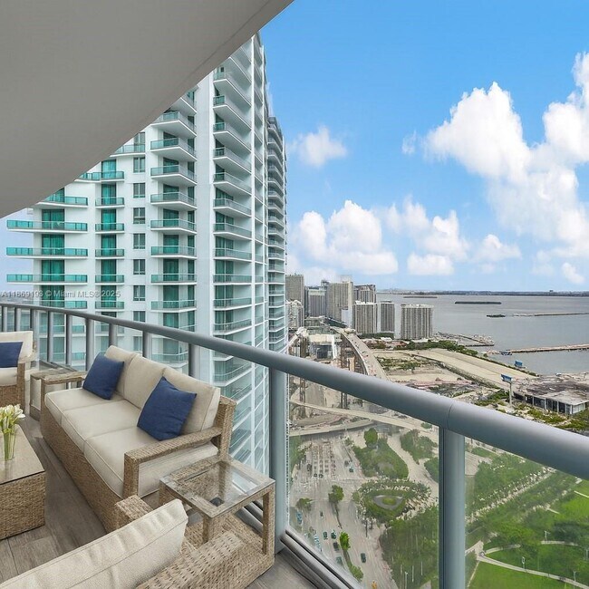 Building Photo - 888 Biscayne Blvd