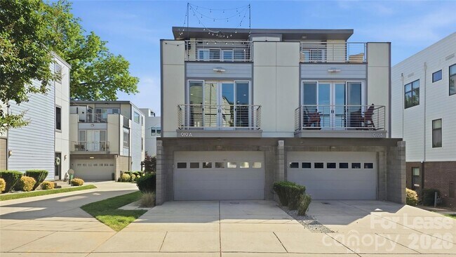 Building Photo - 919 Westbrook Dr