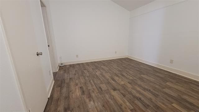 Building Photo - 1002 Banks St