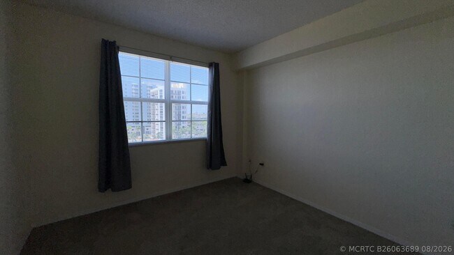 Building Photo - 1801 N Flagler Dr
