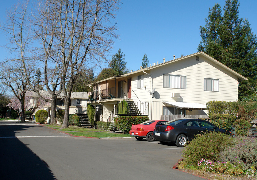 Primary Photo - Hidden Garden Apartments