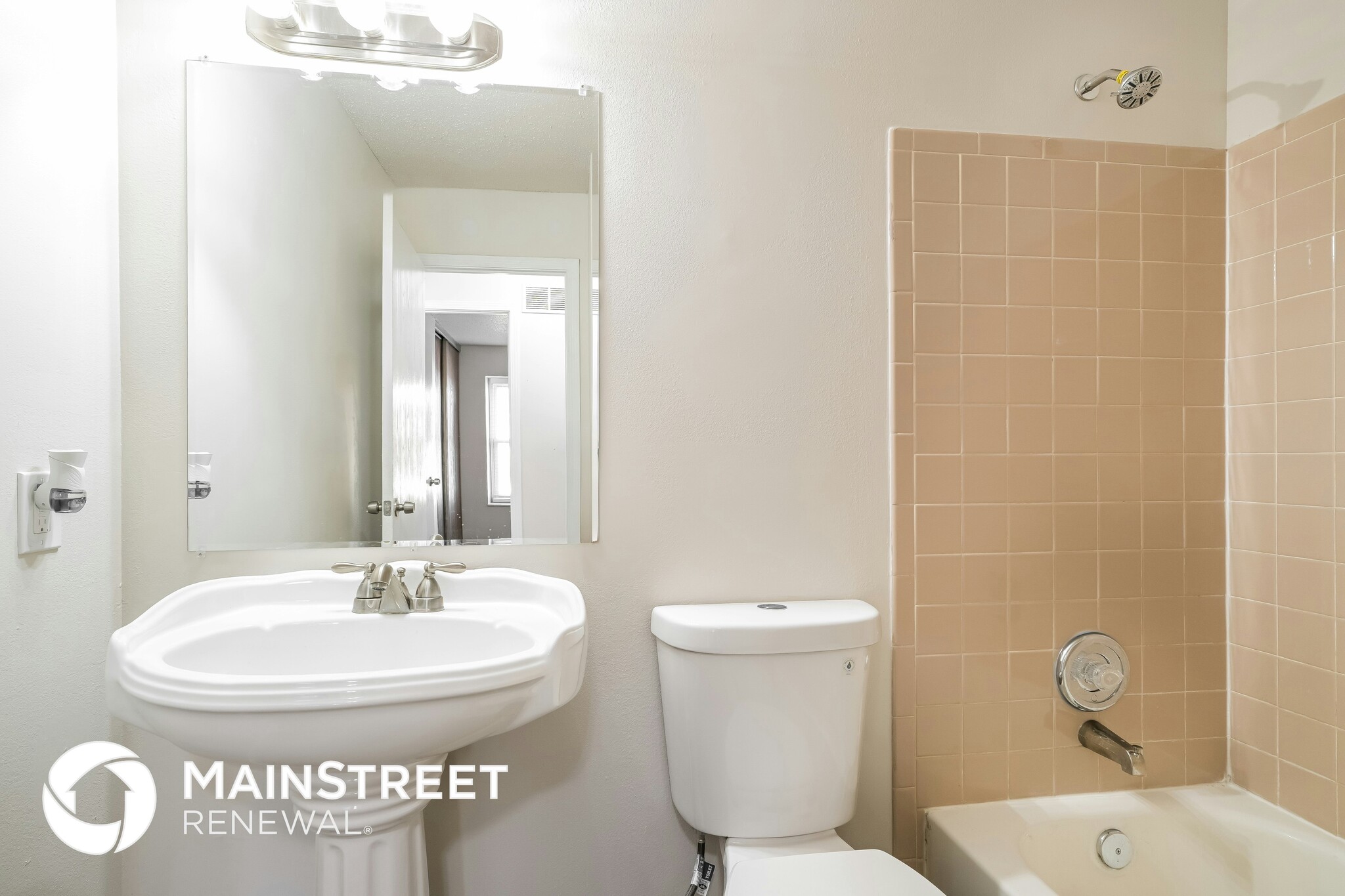 Building Photo - 3870 Hope Haven Dr