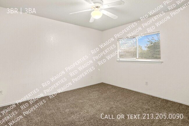 Building Photo - 2614 Sunview Lake