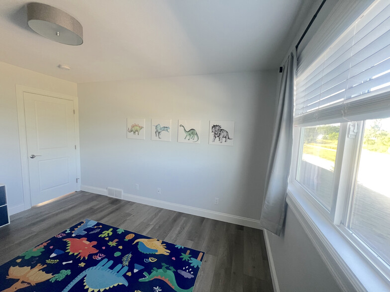 3rd BR - 982 Lake Ridge Dr