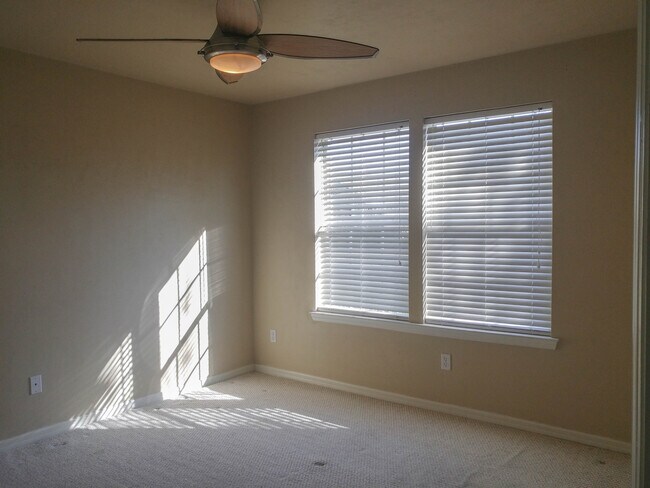 Building Photo - 3 Bed 2 Bath in Walnut Creek, Great NW Gainesville Location