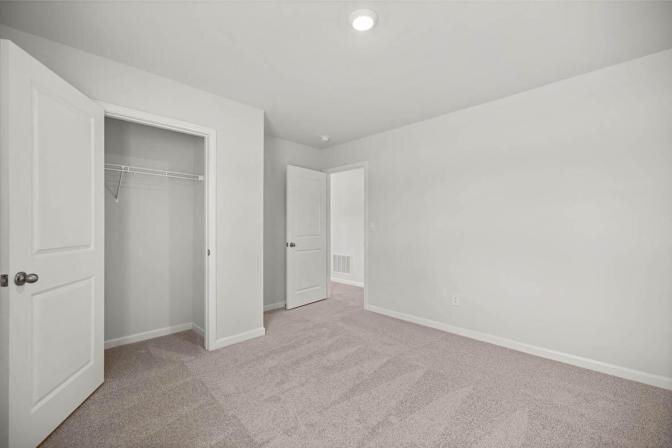 Building Photo - 424 Roebuck Pass