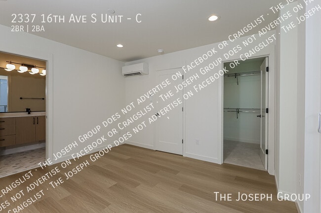 Building Photo - 2337 16th Ave S