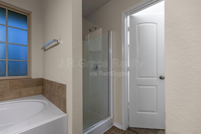 Building Photo - 4204 S Fork Ranch Rd