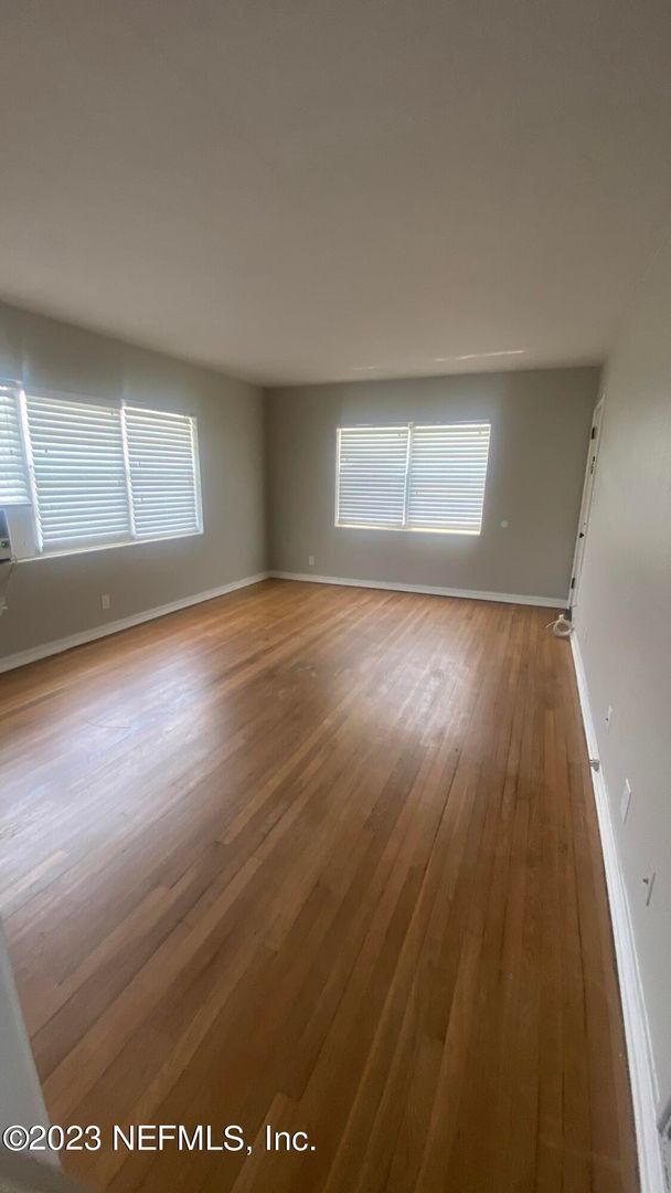 Building Photo - Charming 1/1 in San Marco!