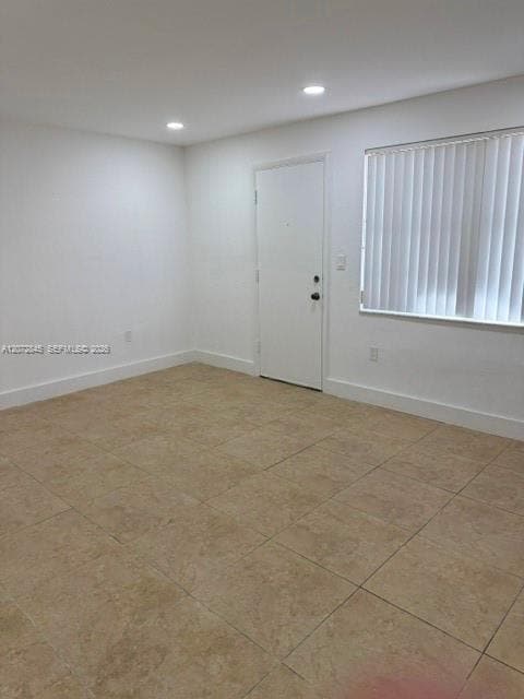 Building Photo - 4450 SW 67th Ave