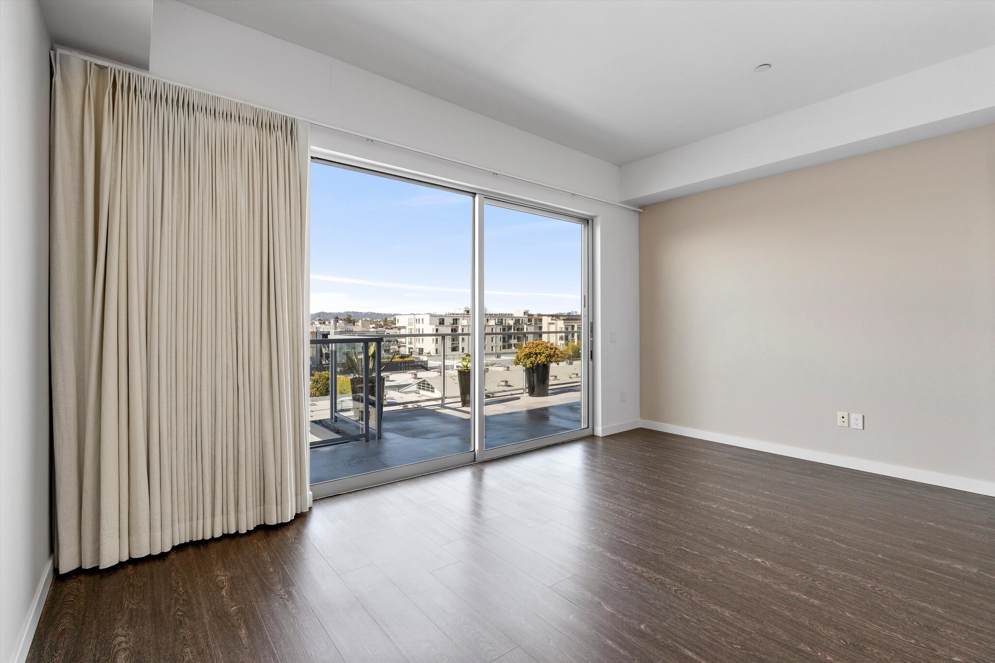 Building Photo - 4140 Glencoe Ave