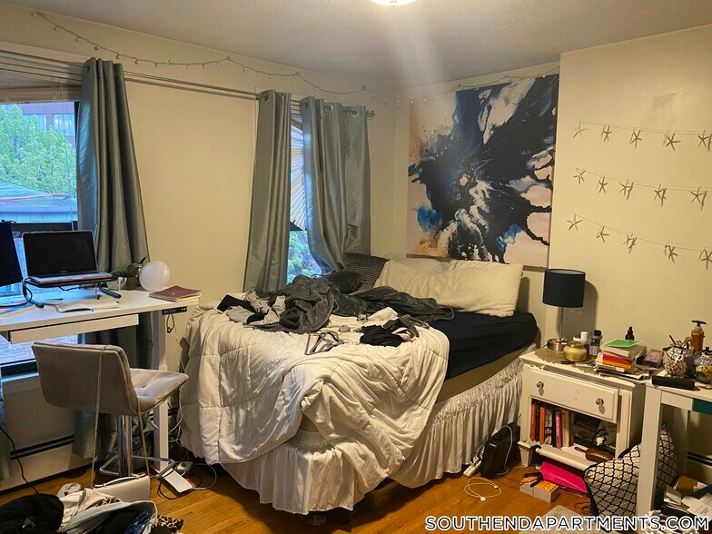 Building Photo - 38 Bradford St