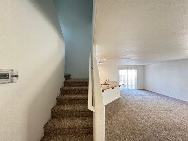 Building Photo - VILLAGE AVELLINO-UNIT 1