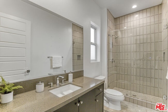 Building Photo - 20248 Willoughby Ln