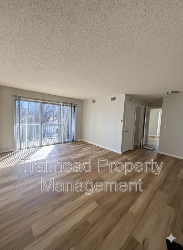 Building Photo - 7716 W 85th St