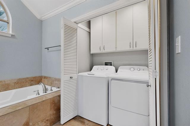 Building Photo - 4810 Stanford Ave