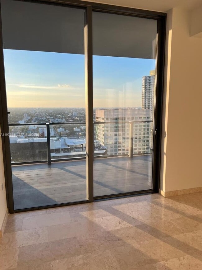 Building Photo - 88 SW 7th St