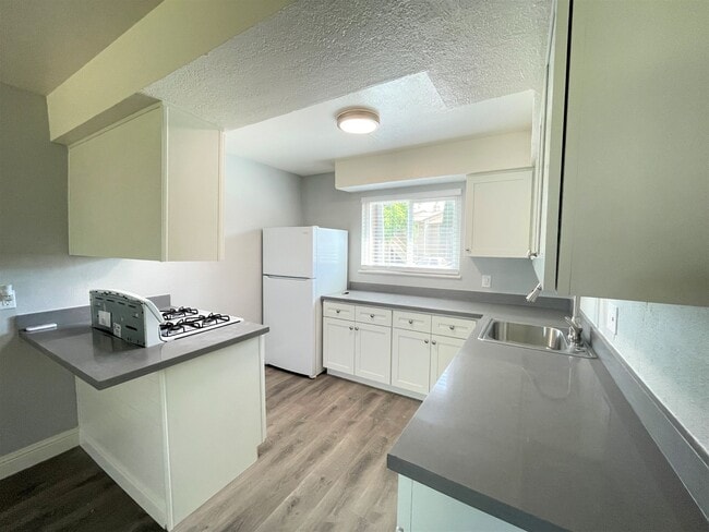 Primary Photo - 3101 Truax Court