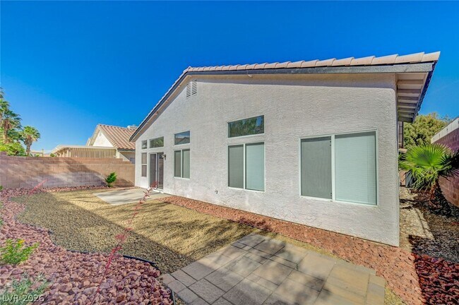 Building Photo - 3329 Ascona Ct