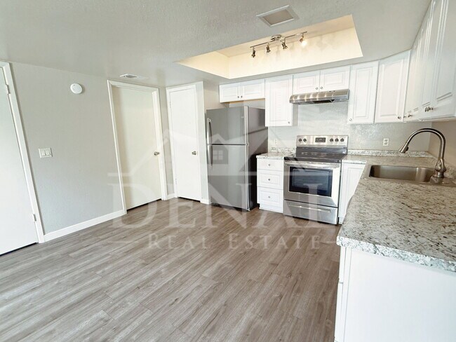Building Photo - 9797 E La Palma Ave