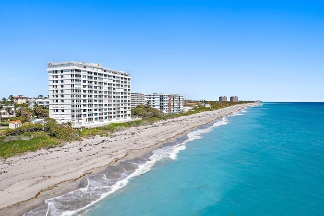 Building Photo - 840 Ocean Dr