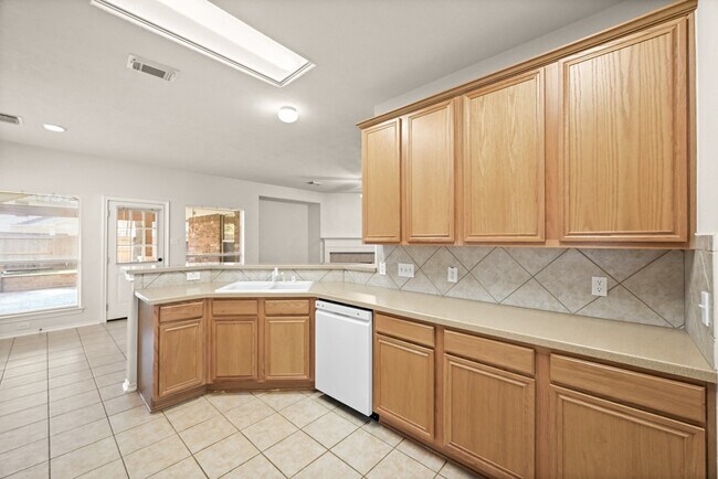 Building Photo - 18403 Lost Maples Ct