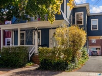 Building Photo - 48 Lyon St